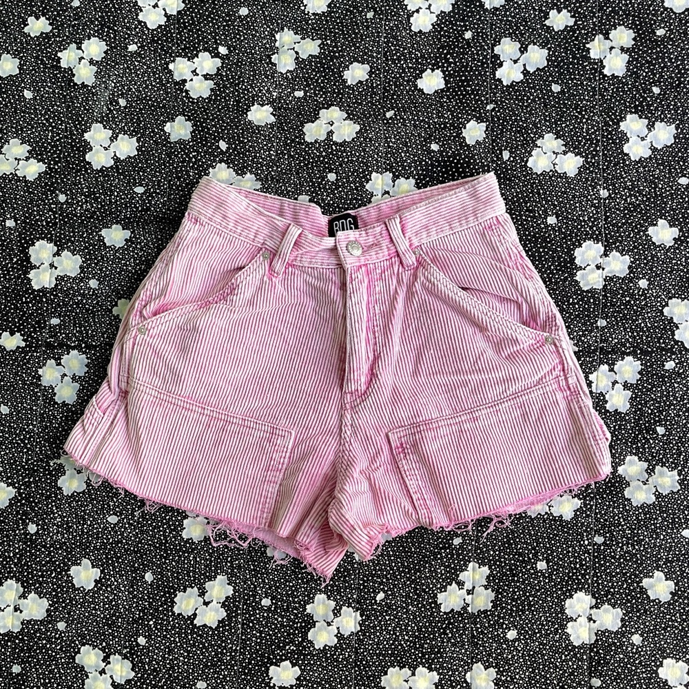 BDG faded pink carpenter shorts
